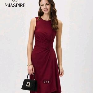Beautiful Burgundy Ruched Side Solid A-Line Dress